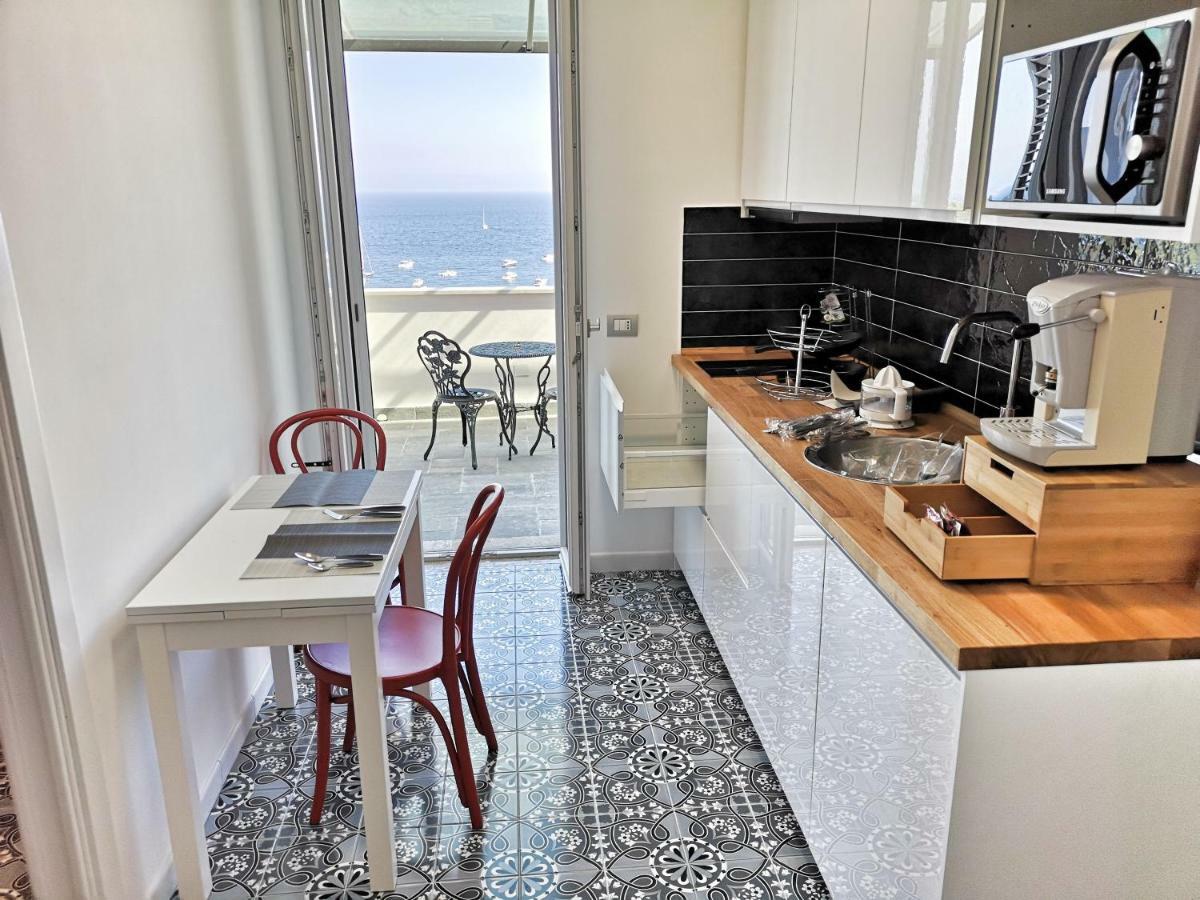 Calise Guest House 프로치다 외부 사진